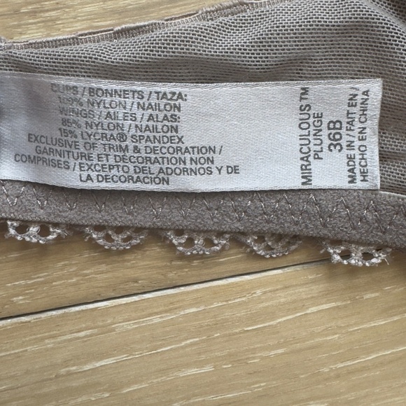 Victoria's Secret Bombshell Miraculous Plunge Bra 36B Orange With Nude Lace - Picture 5 of 10